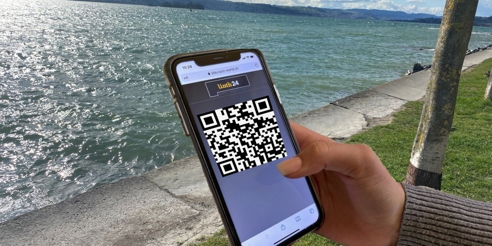 Scannen Sie den QR-Code und machen Sie mit beim Linth24-Wochenquiz.