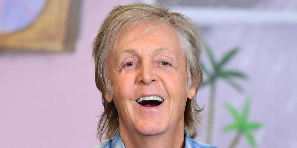 ARCHIV - Paul McCartney, Musiker aus Großbritannien, lacht bei der Vorstellung. Foto: Ian West/PA Wire/dpa