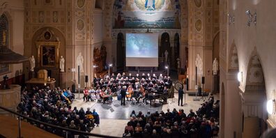 Entstanden nach der Stadtverschmelzung von 1918, blickt sie auf eine bewegte Geschichte zurück – besonders geprägt durch die Zeit nach dem Zweiten Vatikanischen Konzil.