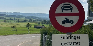Der Gemeinderat von Gossau ZH will an der Sperrung der Haldenstrasse festhalten. Gegen den Entscheid kann innerhalb von 30 Tagen Rekurs eingelegt werden.