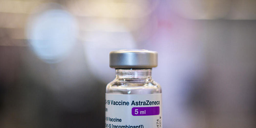 ARCHIV - Eine große Menge des Corona-Impfstoffs von Astrazeneca soll in Italien eingelagert worden sein. Foto: Soeren Stache/dpa