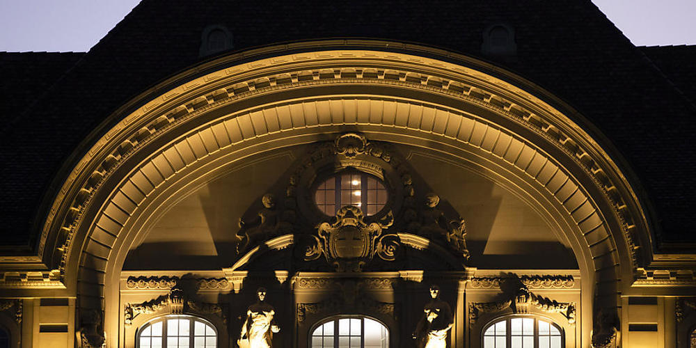 Ein neuer Bericht zeigt den Nationalbanken Wege zu mehr Klimafreundlichkeit auf. Auch die Schweizerische Nationalbank SNB (im Bild) sieht sich immer wieder mit Vorwürfen konfrontiert, sie handle zu wenig klimafreundlich. (Symbolbild)