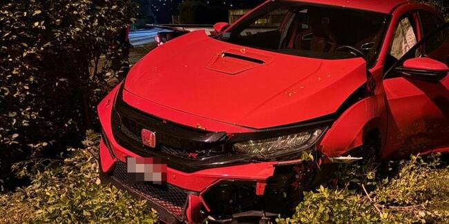 Am Samstagabend verursachte ein alkoholisierter Autofahrer in Horn TG einen Selbstunfall.