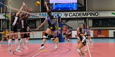 Legende: Volley Toggenburg im Angriff gegen Lugano. Für einen Satzgewinn reichte es dieses Mal nicht.