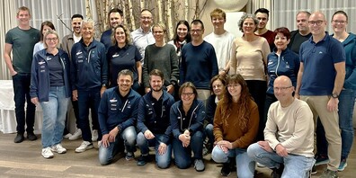 Im Bild: OK, Helferinnen, Helfer und Vereinsvertreter des Gossauer Weihnachtslaufs.