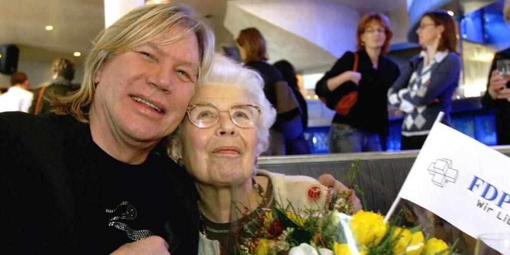 Patrick Juvet mit seiner Mutter im Jahr 2007. (Achivbild)