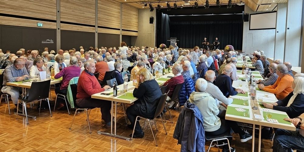Rund 220 Personen fanden  am vergangenen Donnerstag (30. Oktober 2025) den Weg in den Gemeindesaal Gommiswald.