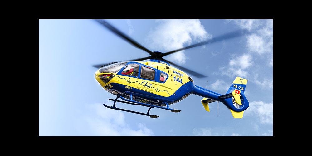 Der Schwerverletzte wurde mit dem Helikopter in eine ausserkantonale Klinik geflogen.