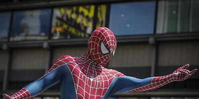 Wie ein Spiderman hat ein Brite in Barcelona die Fassade eines Wolkenkratzers erklommen. (Archivbild)