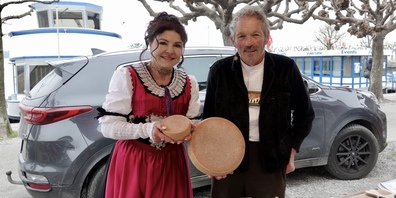 Von der Alp Soll an den Rapperswiler Seequai: Maria  und Meinrad Koch aus Appenzell