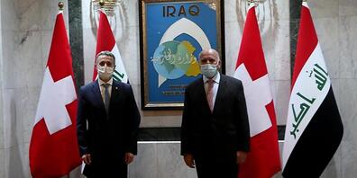 Die beiden Aussenminister Ignazio Cassis (links) und Fuad Hussein in Bagdad.