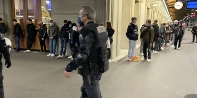 Am Bahnhof,  in der Innenstadt und an den Einfallstoren zur Stadt wurden ankommende Jugendliche kontrolliert.