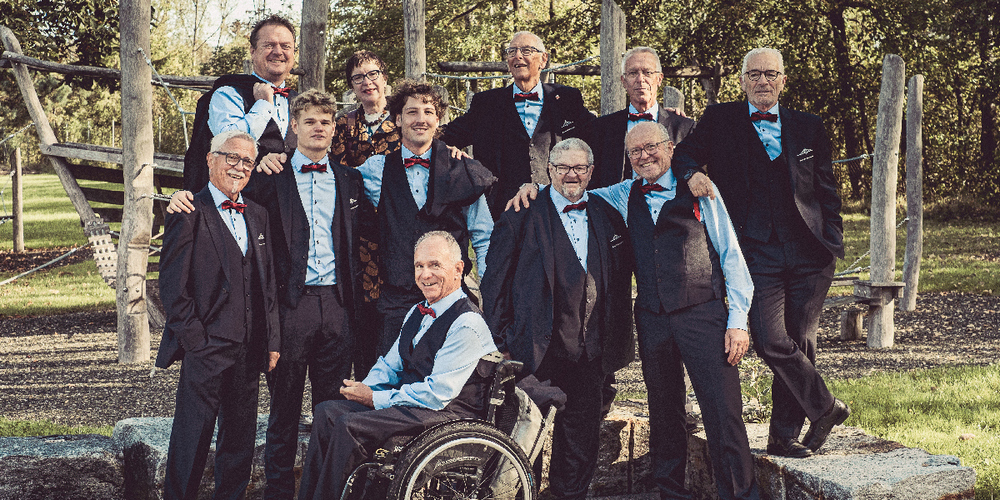 Von links nach rechts: Zäch Hans, Matthias Michael, Köppel Ian, Steiner Birgit, Waibel Valentin, Frei Hans, Oehy Ernst, Lorsche Kläus, Kuster Fredi, Zäch René, Camenisch Marcus