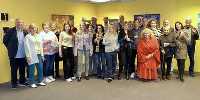 Die Künstlerinnen und Künstler der 10-Jahre Jubiläumsausstellung des KVRJ bedanken sich beim Publikum.