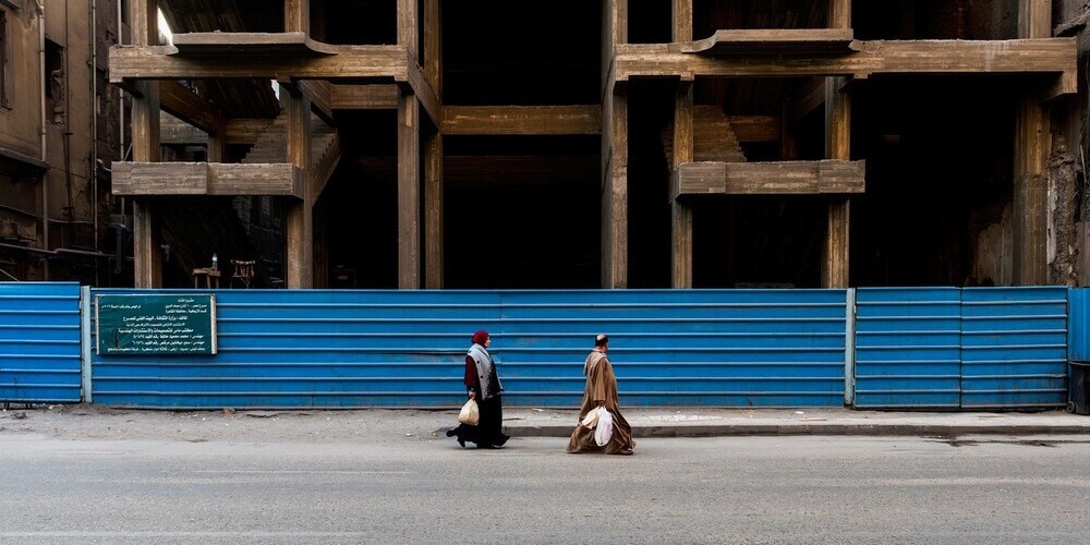 Der St.Galler Fotograf Beat Belser und die Künstlerin Carina Kirsch präsentieren im Architektur Forum Ostschweiz im Lagerhaus ihre in Kairo entstandenen Werke.