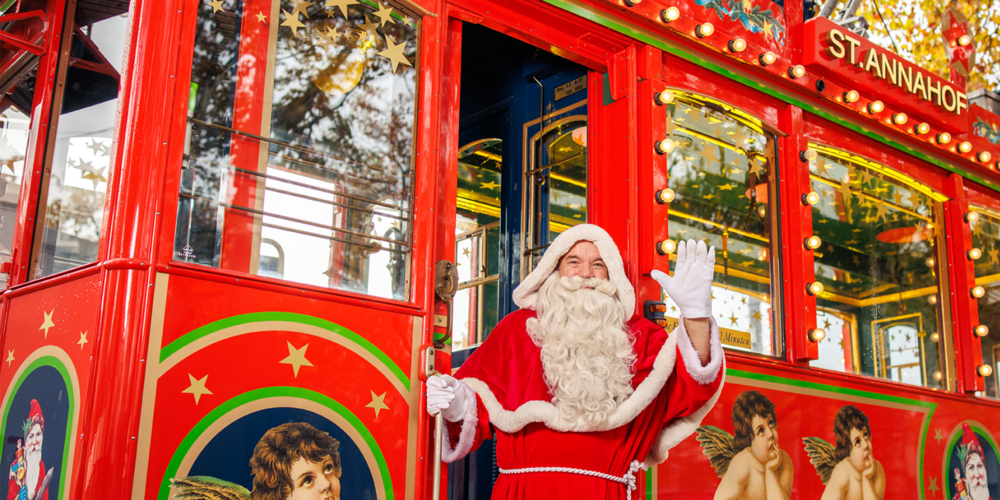 Das nostalgische Zürcher Märlitram ist ein fester Bestandteil der Adventszeit.