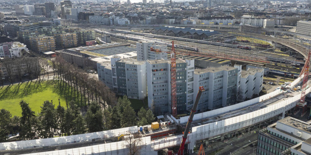 Bei Bauarbeiten ereignete sich im Januar 2024 auf dem Wipkingerviadukt ein Bahnunfall. Ein Bericht sieht menschliches Versagen als Grund für den Unfall mit zwei Verletzten. (Archivbild)