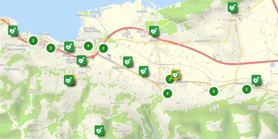 In jedem Märchler Dorf hat es einen oder mehrere Defibrillatoren. Die Karte kann vergrössert werden, die App navigiert im Ernstfall direkt zum nächsten AED.