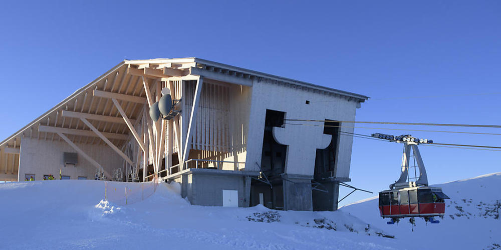 Das Gipfelgebäude von Herzog &amp; de Meuron auf dem Chäserrugg im Skigebiet Toggenburg. Die Stiftung Landschaftsschutz Schweiz  hat den Toggenburg Bergbahnen als Vorreiterin für Baukultur im Alpentourismus  den Preis "Landschaft des Jahres 2021" ...