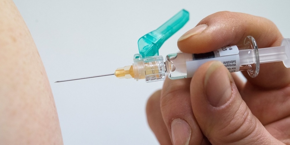 Impfung gegen Corona (Symbolbild).