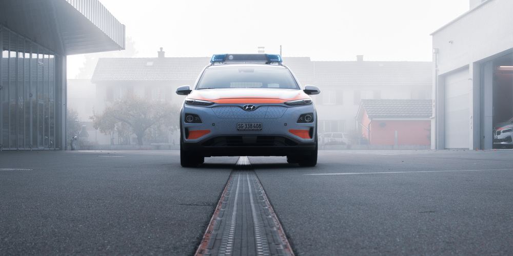 Auch sie vertreibt böse Geister: Die Kantonspolizei ist in der Halloween-Nacht jeweils mit verstärkter Präsenz im Einsatz. 