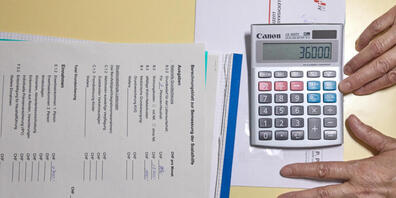 Die Frauenzentrale hilft etwa Personen, ihre Geldprobleme in den Griff zu kriegen. (Symbolbild)