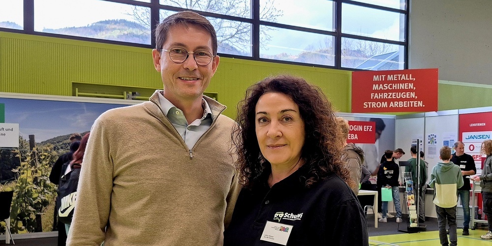 Claude Stadler (Präsident SchuWi) und Letizia Wenger (Geschäftsführerin SchuWi)
