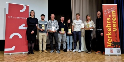 Daniela Rezzoni (Vorstandsmitglied), Sandro Graf, Patrick Loher, Andy und Jenny Mosch, Nando Sieber, Anita Klaiber und Philippe Eichenberger (Vorstandsmitglied)