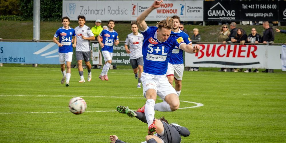 Lars Ivanusa und seine Teamkollegen müssen in der Rückrunde einige Hürden überspringen, um die Liga zu halten. 