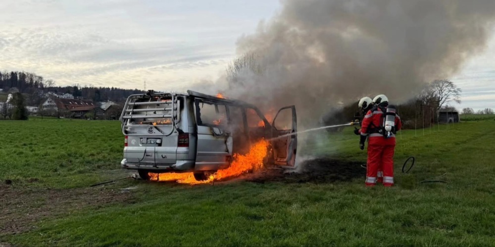 Die Feuerwehr konnte den Brand rasch löschen. Verletzt wurde niemand.