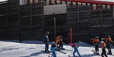 Die Parsennbahn in Davos ist am Samstagmorgen bei einer Bergfahrt in einem Tunnel stecken geblieben. (Archivbild)