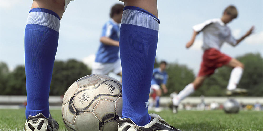 Sport soll gemäss der UEFA für alle Menschen gleichermassen zugänglich sein. Doch europäische Fussballclubs haben offensichtlich ein Diskriminierungsproblem, wie zwei Studien andeuten.