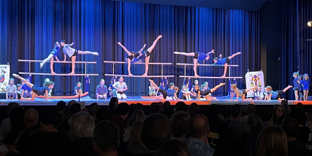 Schon die Kleinen zeigten eindrücklich, was sie im Turnverein lernen. 