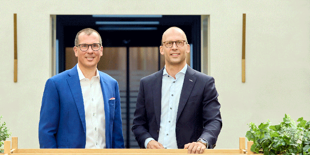 Markus Schifferle (rechts) folgt als CFO auf Christoph Reich (links), der seit seiner Wahl zum neuen CEO der LLB-Gruppe auch intermisitisch als CFO tätig war.