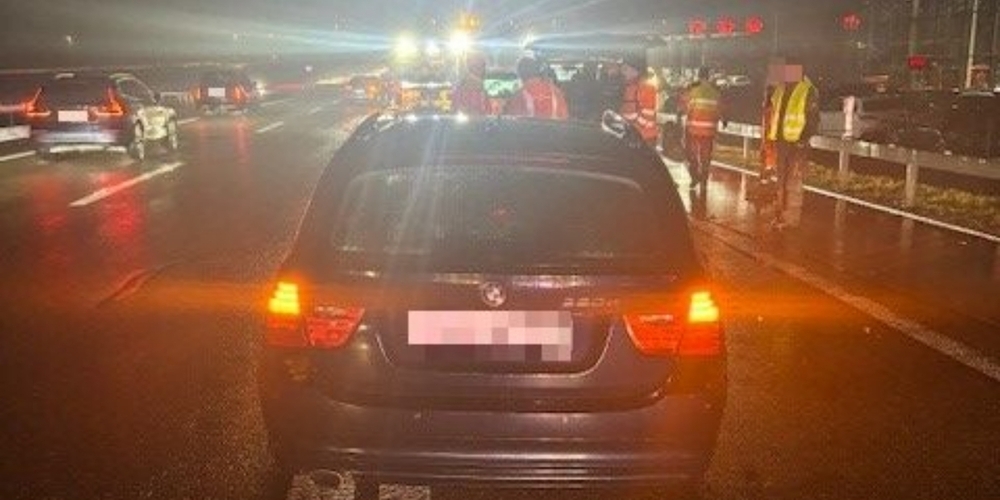 Auffahrunfall: die Reaktion des Unfallverursachers kam zu spät.