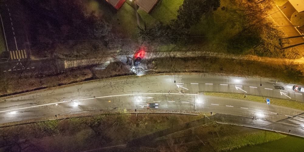 Die Polizei sichert Spuren nach dem Unfall an der Aubruggstrasse.