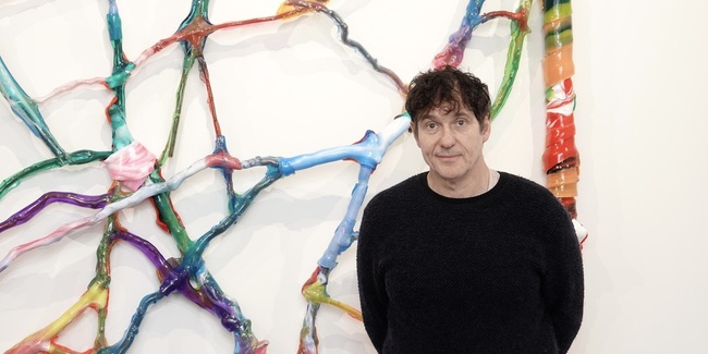 Daniel Knorr,  «Synapses», im Showroom der Galerie nächst St. Stephan Rosemarie Schwarzwälder.