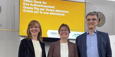 Carmelia Maissen (bisher), Aita Zanetti (neu) und Marcus Caduff (bisher) wollen die drei Sitze der Mitte-Partei in der Bündner Regierung verteidigen.