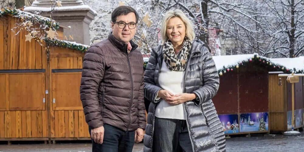 Roger Tinner mit Astrid Nakhostin, Präsidentin des Vereins Sternenstadt St.Gallen
