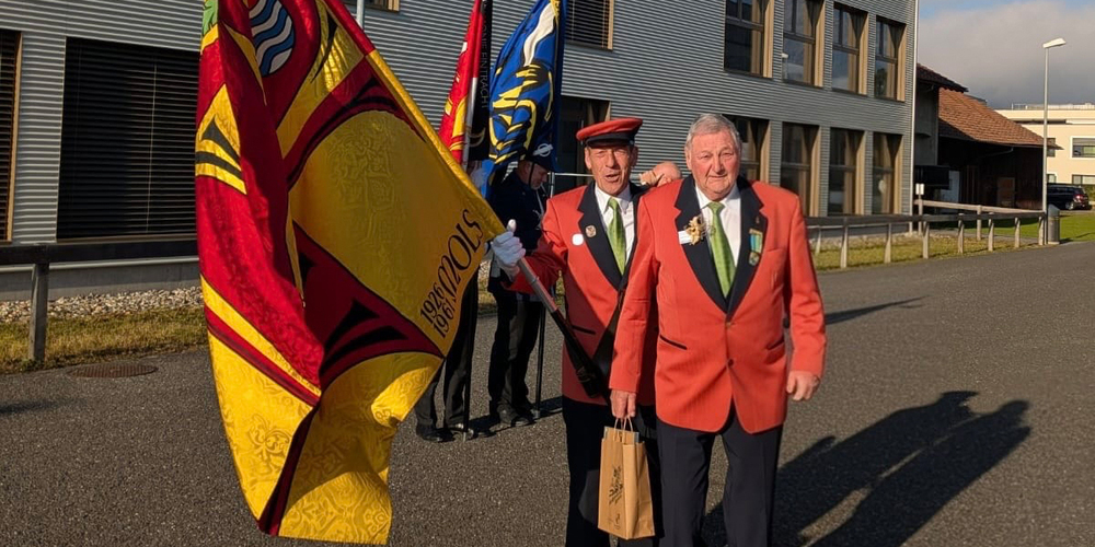 Anlässlich der kantonalen Delegiertenversammlung in Sargans kann die  Musikgesellschaft Mols Othmar Schlegel als kantonalen Ehrenveteranen ehren.
