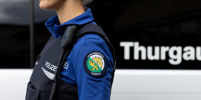 Die Kantonspolizei Thurgau stand am Samstag nach einem Selbstunfall in Stettfurt im Einsatz. (Symbolbild)