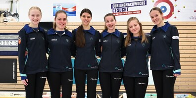 Die St. Galler Juniorinnen (v.l.n.r.: Anina Rusch, Amélie Weiler, Jael Graf, Skip Carla Scheitlin, Ayla Moritzi und Emma Frigo) freuen sich auf ihr Heimturnier