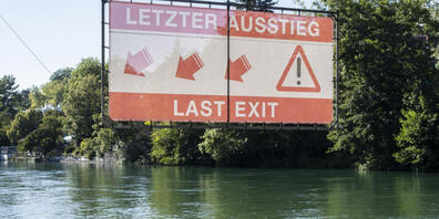 Die Stadt baut einen langen Holzsteg, damit die Böötler rechtzeitig vor dem Höngger Wehr aus dem Wasser kommen. (Archivbild)