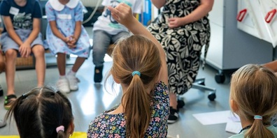 Der Regierungsrat schlägt vor, dass Gemeinden im Kanton Zürich Förderklassen und erweiterte Lernräume einrichten.