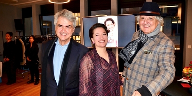 Die Autorin Valerie De Montmollin mit den Münster–Verlegern Matthias Ackeret (l.) und Manfred Klemann.