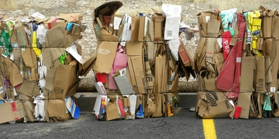 Die FDP Uznach sieht beim geplanten Modell für die Kartonsammlung Potenzial für mögliche Kosteneinsparungen. (Themenbild)