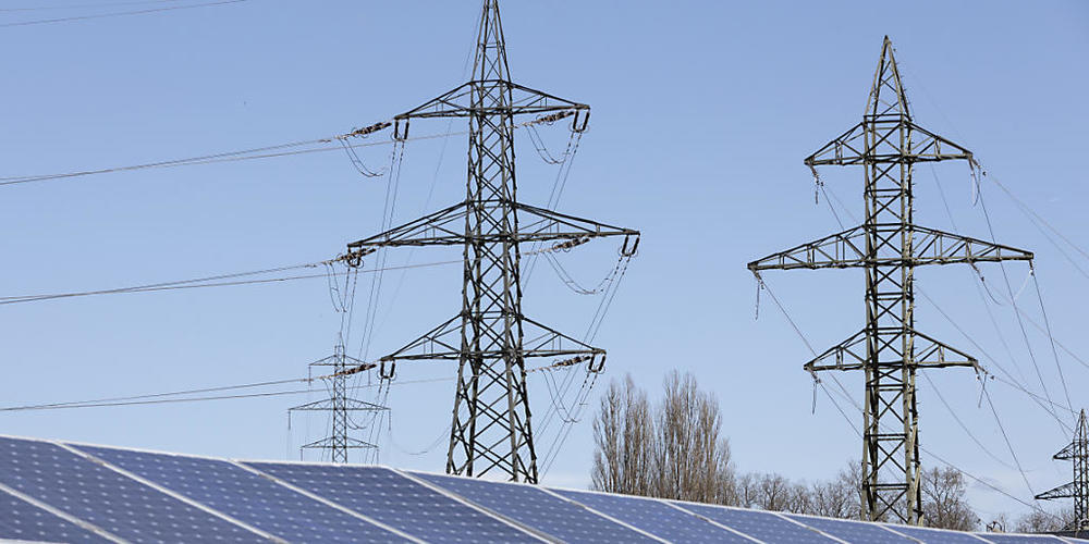 96 Prozent der Schweizer Bevölkerung wollen laut einer Umfrage, dass die Schweiz ihren Strombedarf künftig mit erneuerbaren Energien decken. Die Energiewende stösst auf breite Akzeptanz. (Themenbild)