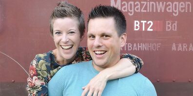 Sandra Gschwend und Christian Diethelm von «Böörds» freuen sich über die Auszeichnung