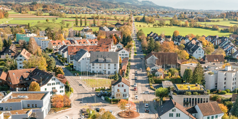 Das Altersleitbild Fehraltorf fördert Lebensqualität, Selbstbestimmung und Teilhabe älterer Menschen.