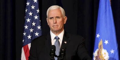 ARCHIV - US-Vizepräsident Mike Pence spricht während eines Gedenkgottesdienstes für einen verstorbenen Brigadegeneral der Air Force. Foto: Chris Jackson/AP/dpa